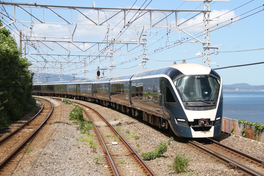 JR東日本E261系