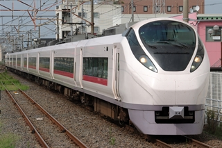 JR東日本E657系