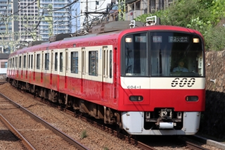 600形