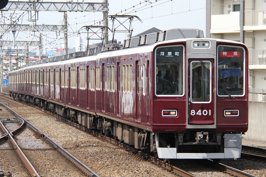 阪急電鉄 8302F