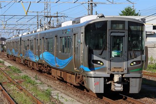 あいの風とやま鉄道