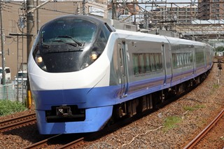 JR東日本E657系